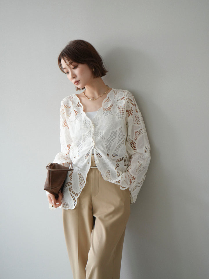 【套裝】3D蕾絲蕾絲上衣+內建胸罩羅紋抹胸吊帶背心（兩件組）