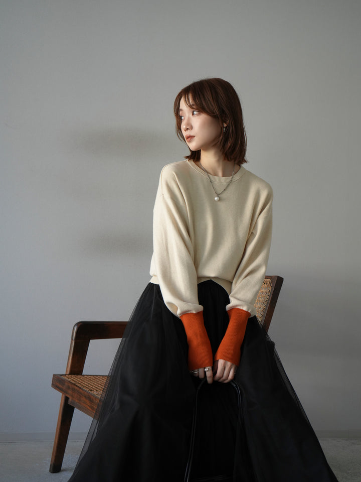 [予約]袖配色フロントスリットニットプルオーバー /アイボリー