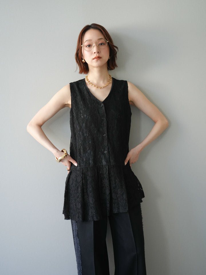 [予約]アシンメトリーレースプリーツベスト/black