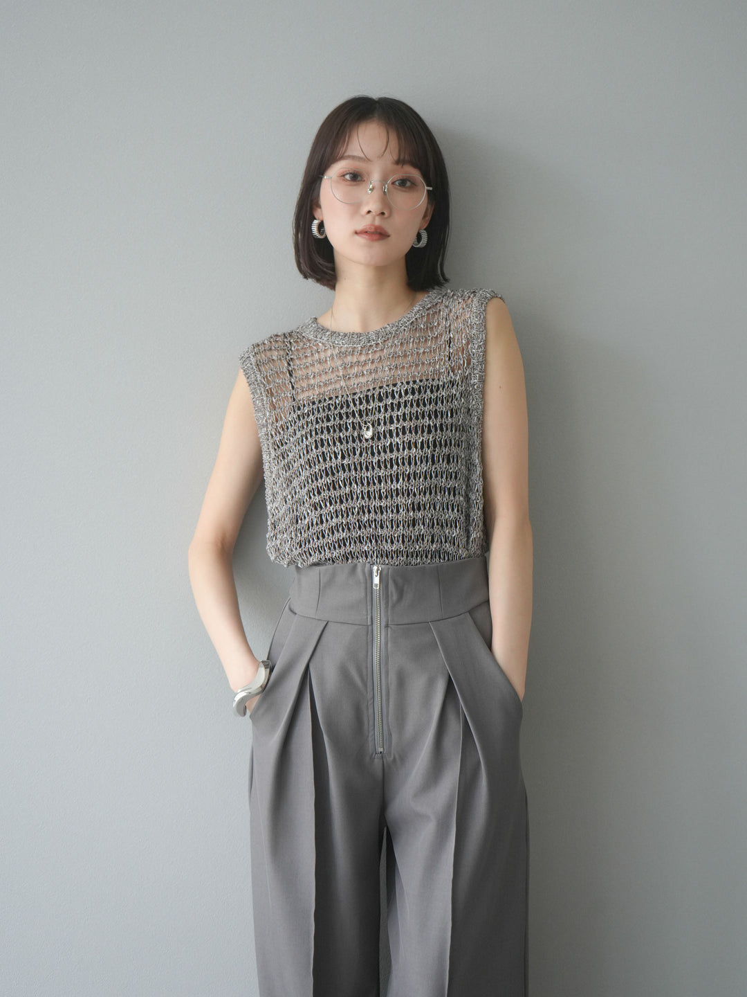 [預購] 混紗鏤空針織背心/棕色