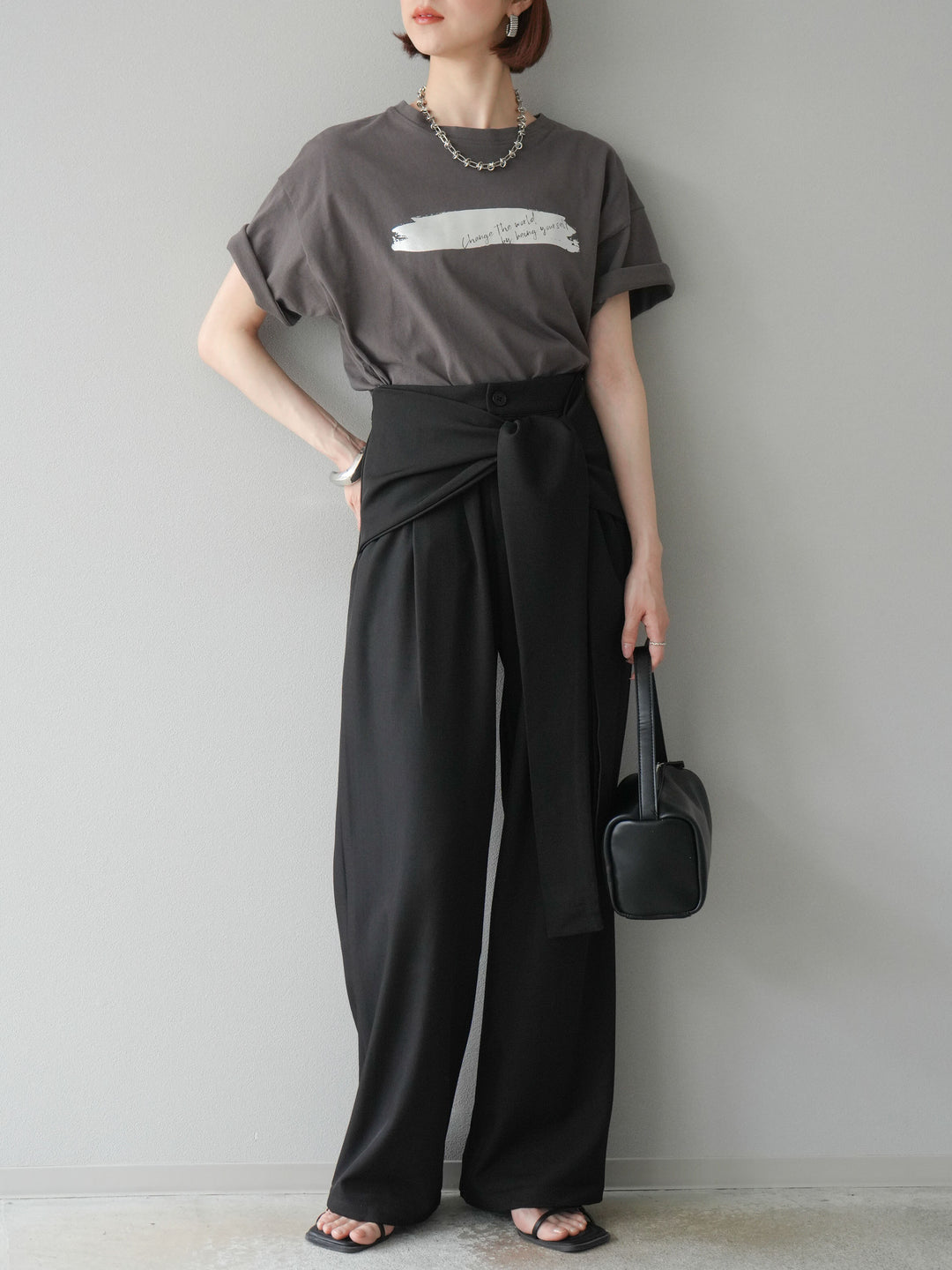 [予約]箔プリントTシャツ/チャコールシルバー