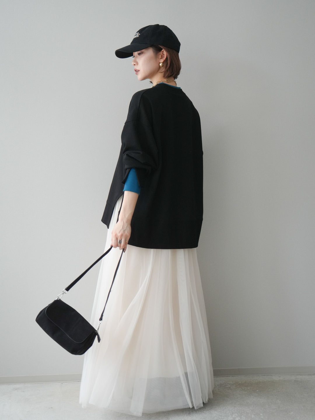 [SET]配色レイヤードデザインスエットプルオーバー+チュールボリュームスカート(2set)