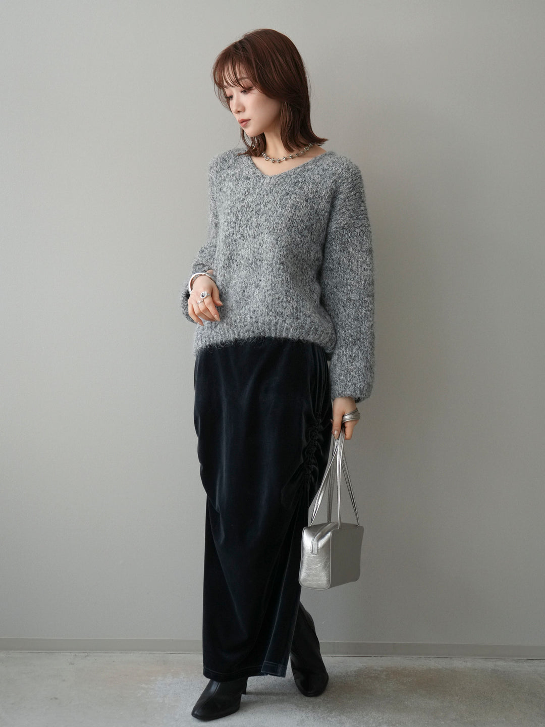 [SET]Vネックミックスヤーンニットプルオーバー+ギャザーベロアスカート(2set)