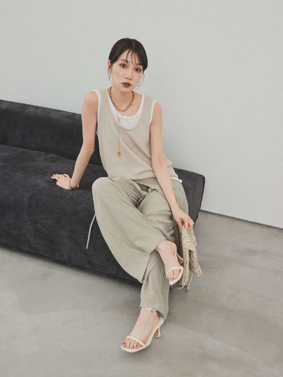 [SET]バイカラーレイヤードニットタンクトップ+ワッシャーサテンレイヤードスカートパンツ(2set)