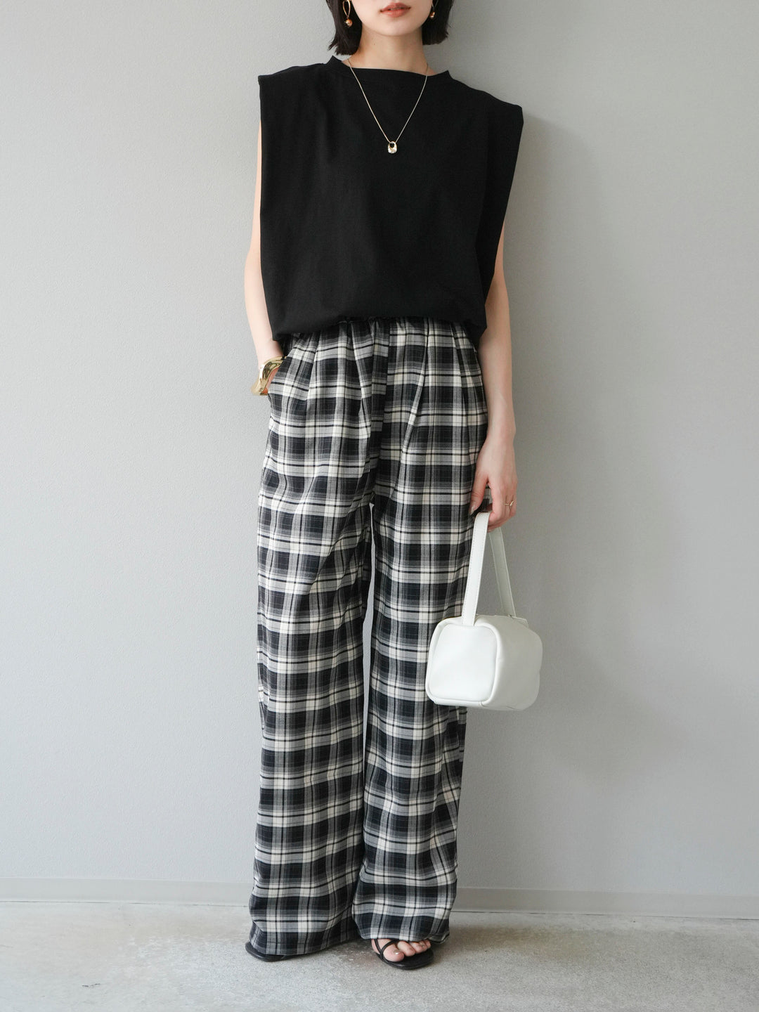 [予約]ショルダータックフレンチスリーブプルオーバー/ブラック