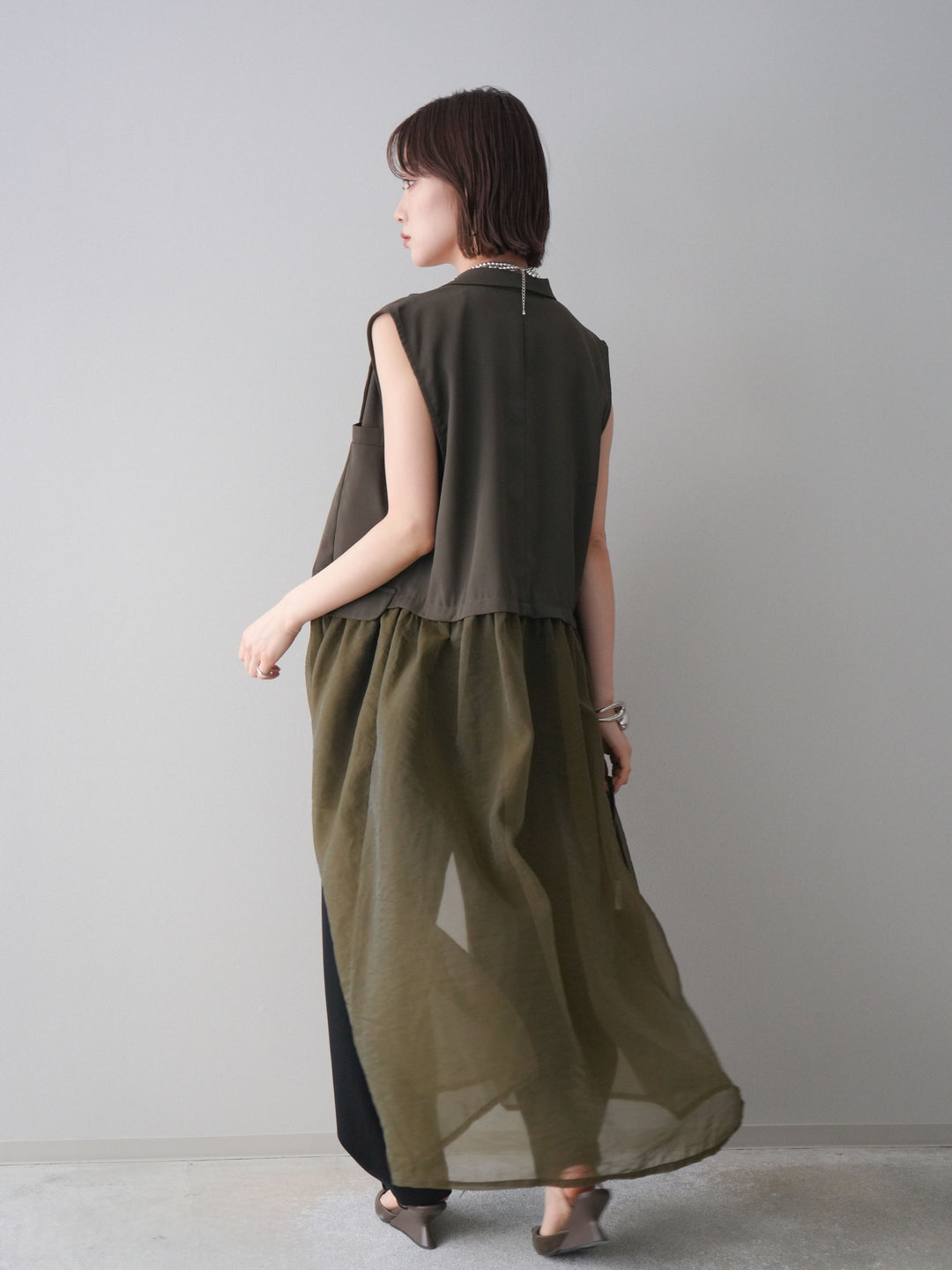 [SET]シアーレイヤードテーラードロングジレ+レーストリムキャミソール+2WAYデザインスウェットパンツ(3set)