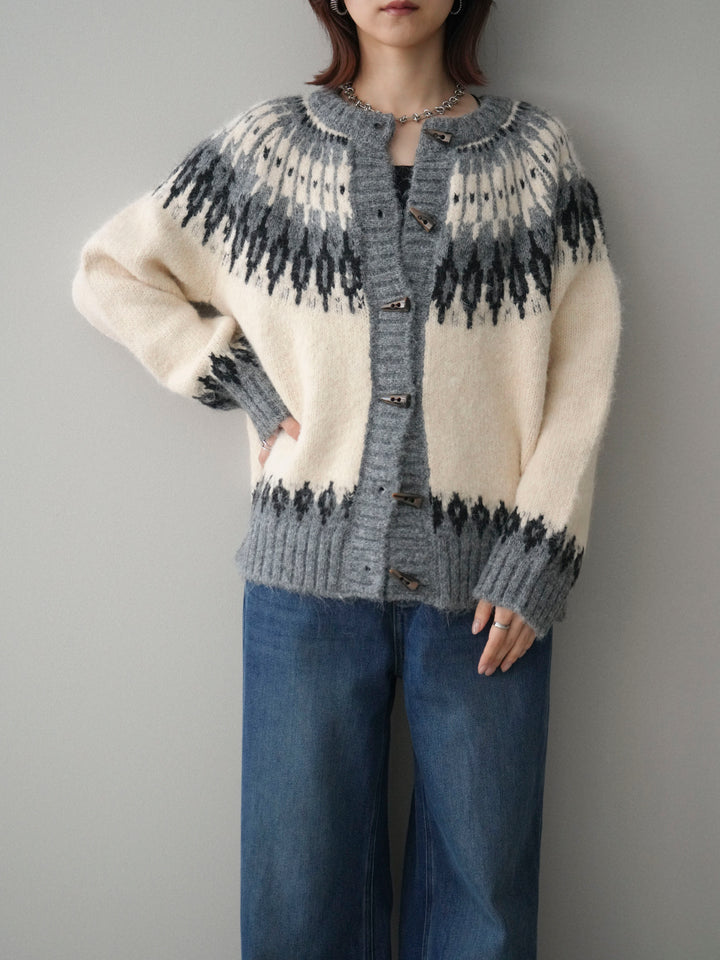 [SET]トグルボタン求心柄ニットカーディガン+裏起毛裾フリンジワイドデニムパンツ(2set)