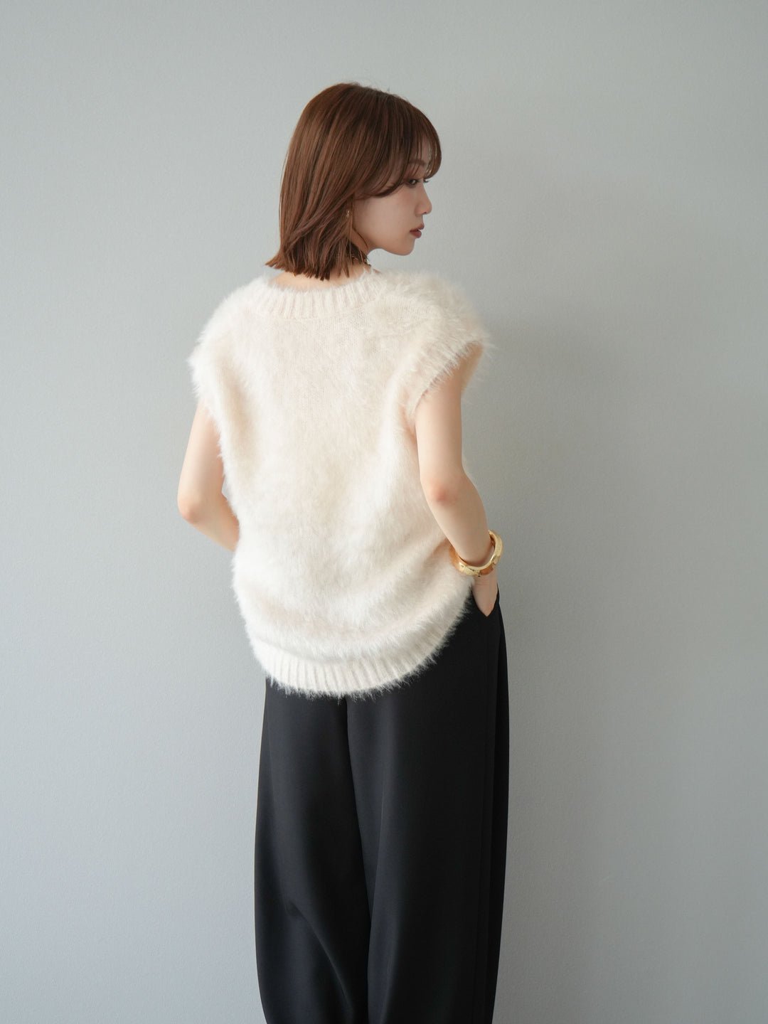 [予約]ラメシャギーVネックニットベスト/アイボリー