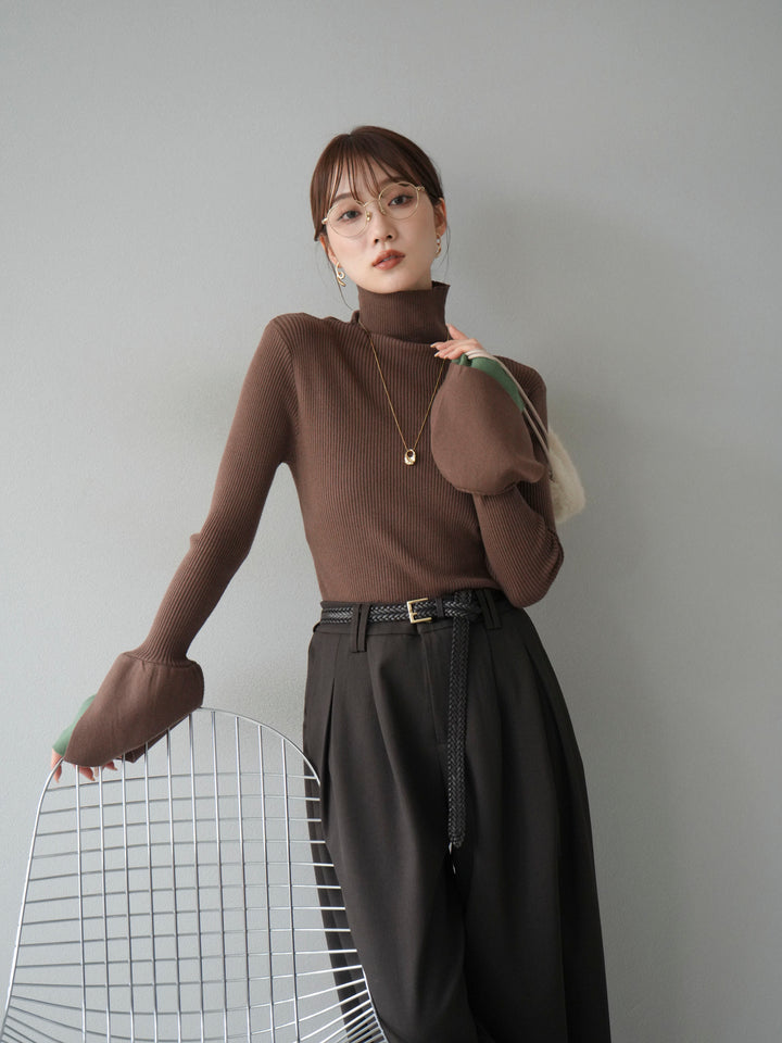 [SET] 疊層喇叭袖高領針織上衣 + 雙褶寬褲 (2 套)