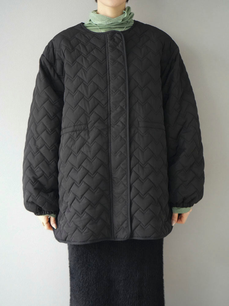 [Pre-order] Geometric quilted drawstring design jacket/black