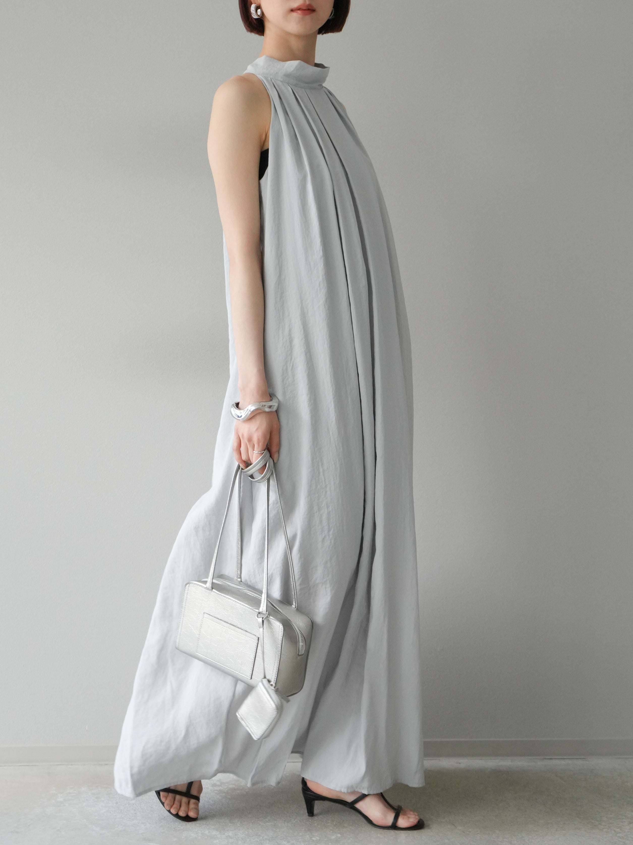 2点セット*ホルターネックシアーワンピース SET]ニュアンス柄ホルターネックシアーワンピース+ニュアンス柄