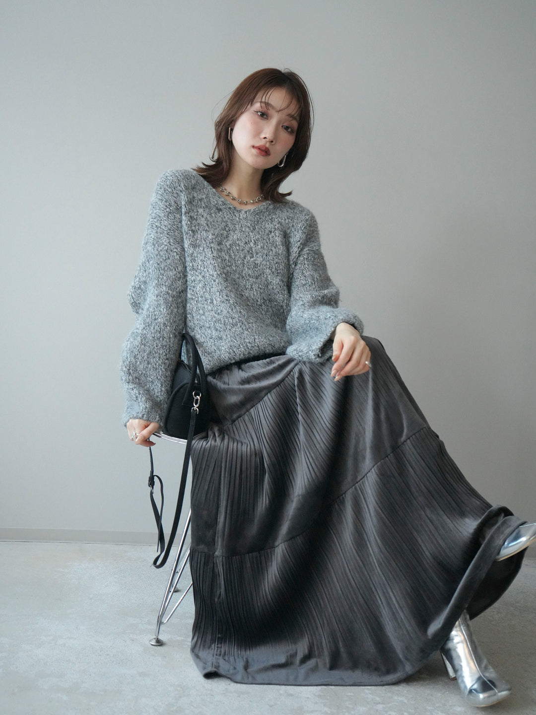 [SET]Vネックミックスヤーンニットプルオーバー+選べるアクセセット(2set)