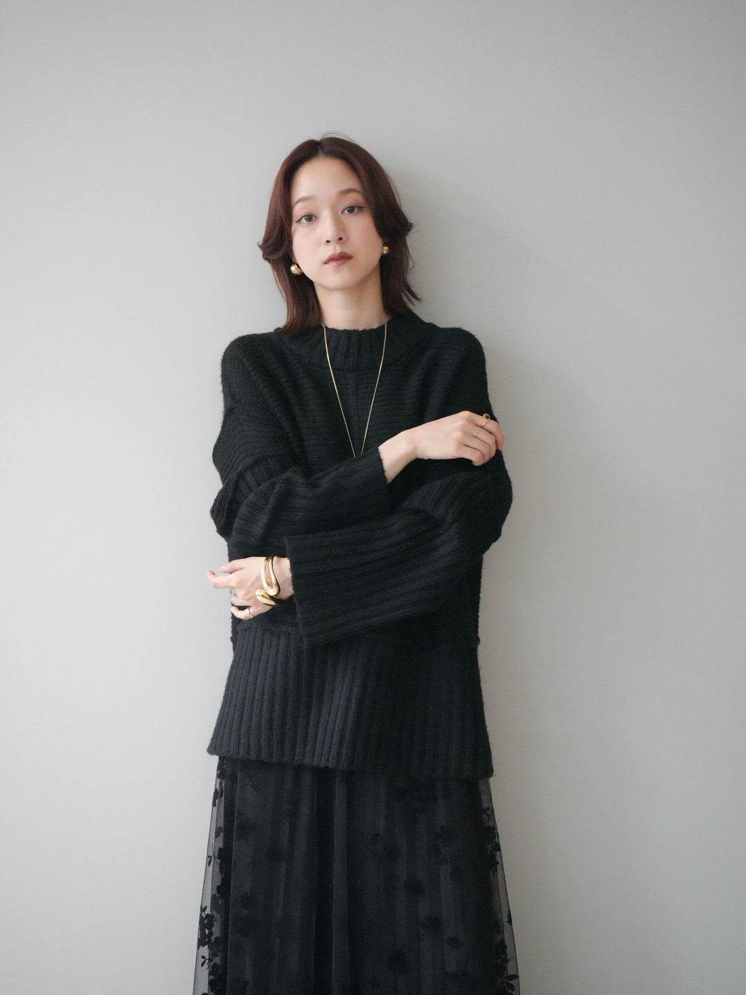 [SET]編み地切替ボトルネックニットプルオーバー+フラワーフロッキーチュールプリーツスカート(2set)