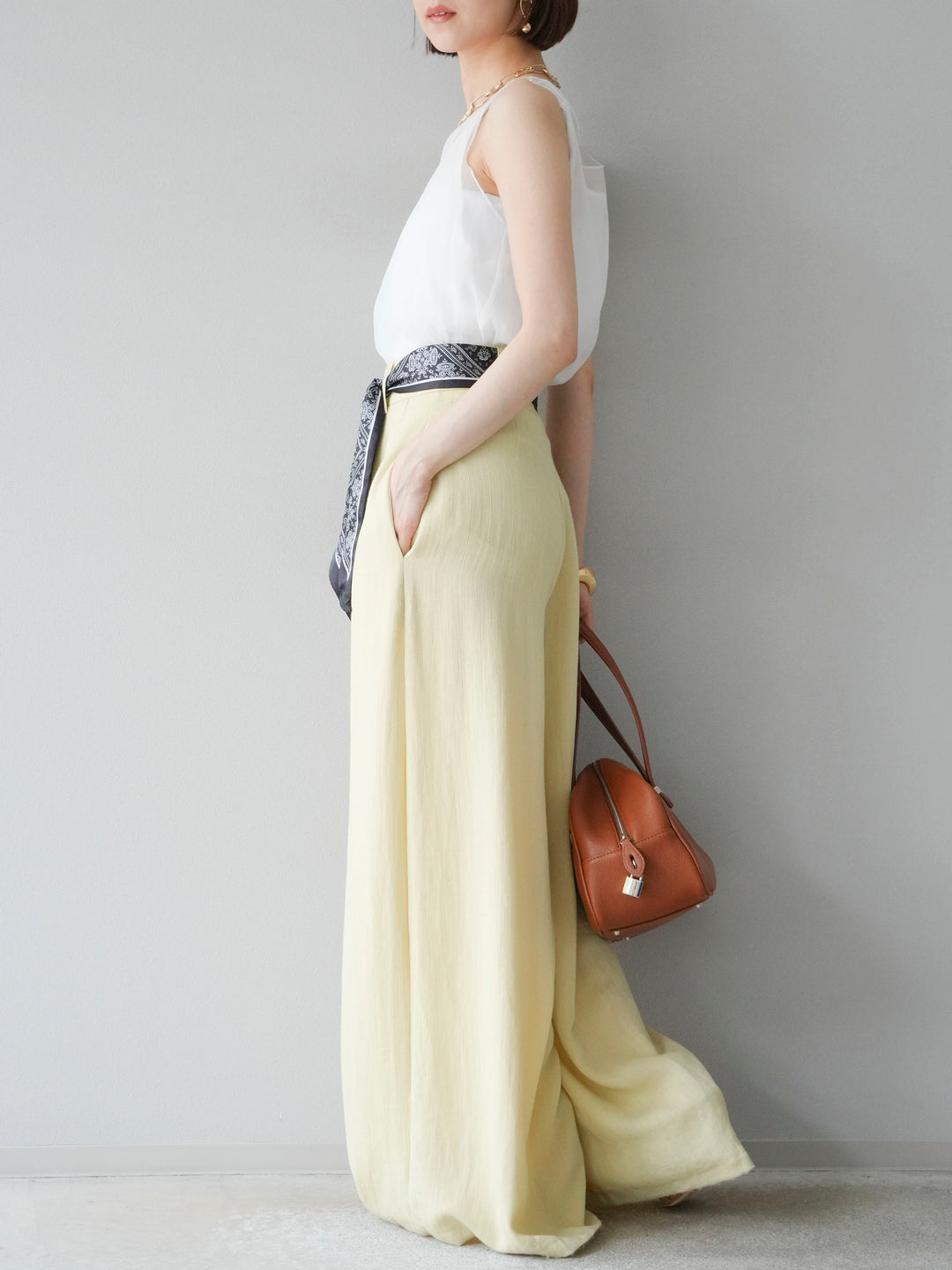 [予約]スカーフベルト付3タックワイドパンツ/イエロー