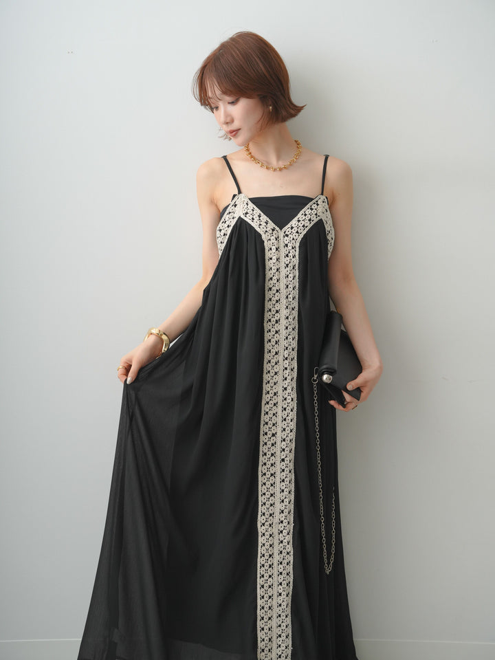 [予約]センタークロシェレースキャミワンピース/black