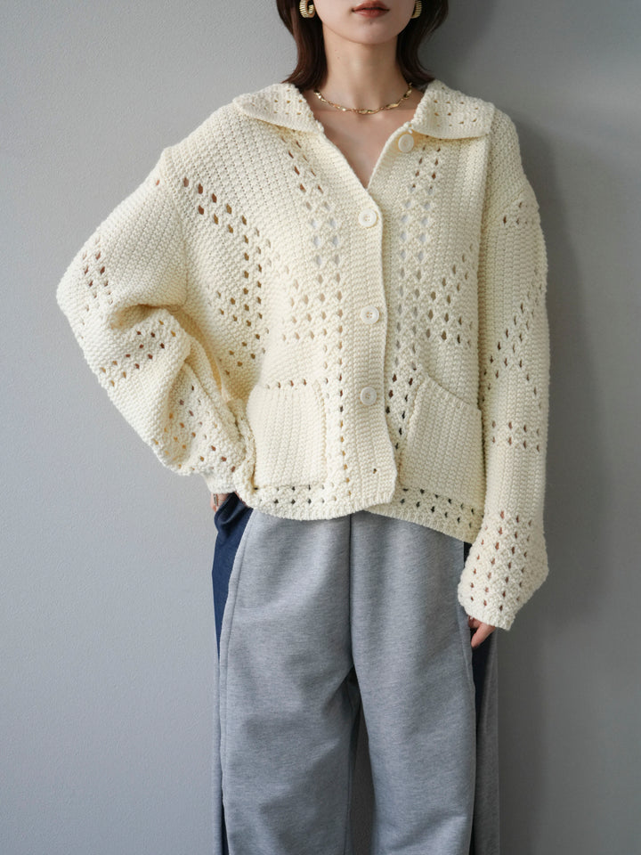 [予約]丸襟透かし編みニットカーディガン/オフ