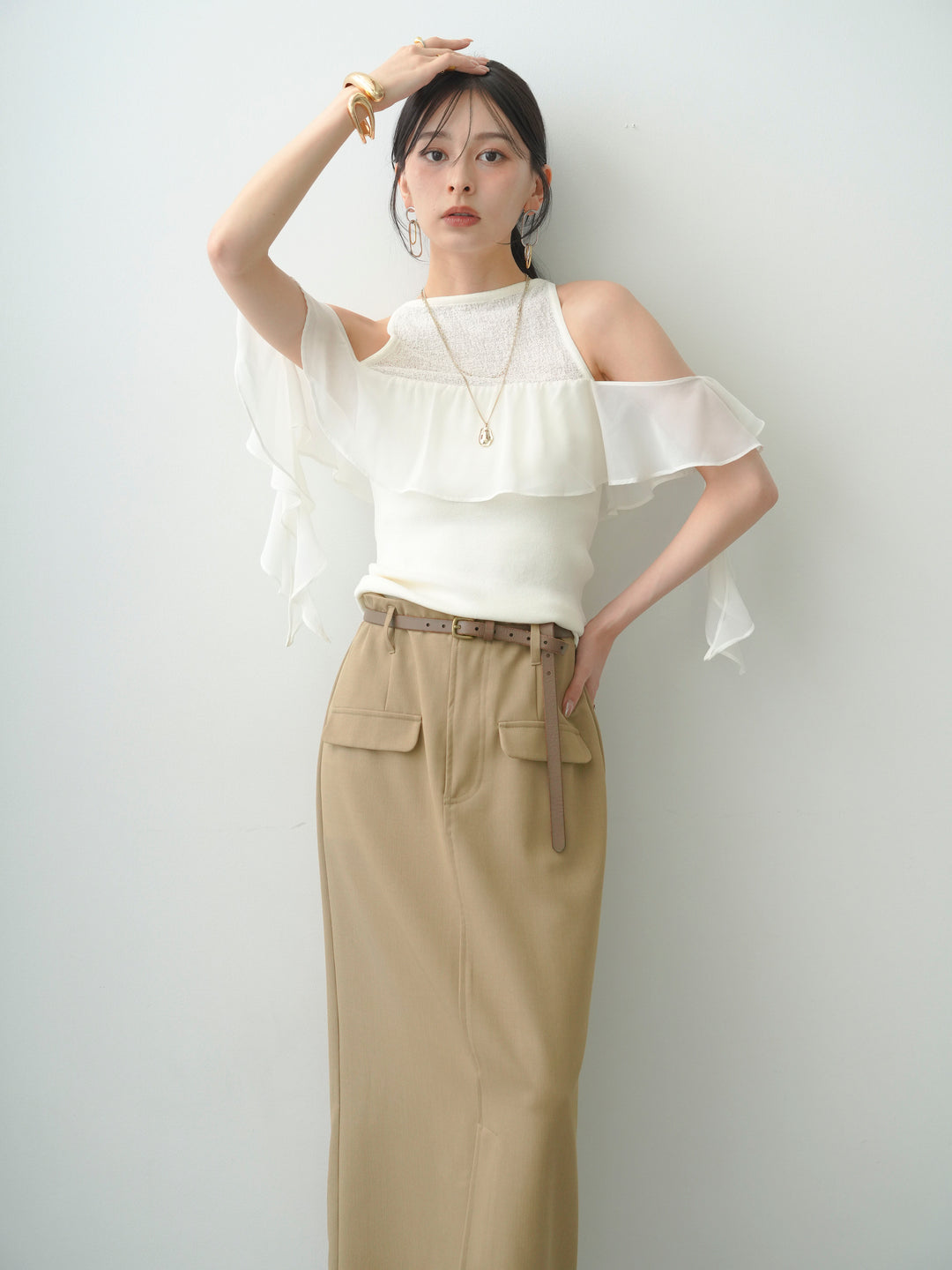 [SET]シフォンフリルドッキングノースリニットトップス+クレープデシンフラップ付きストレートスカート(2set)