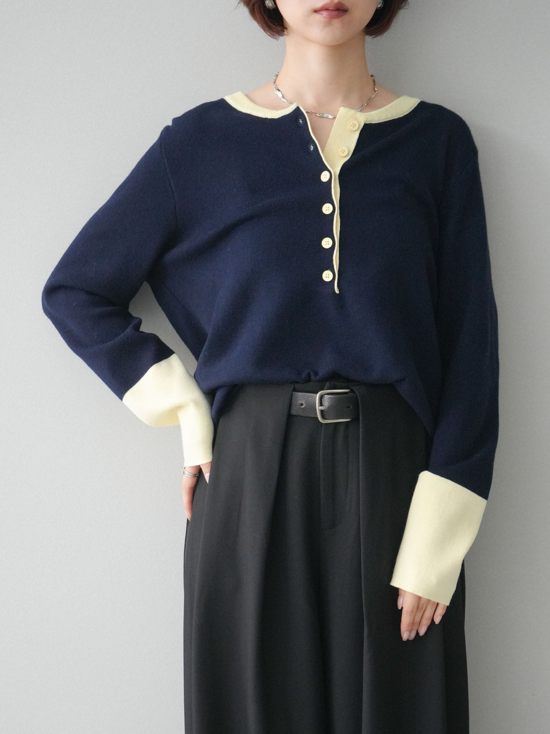 [SET]ヘンリーネック配色ニットソー+ベルトループデザインワイドパンツ(2set)