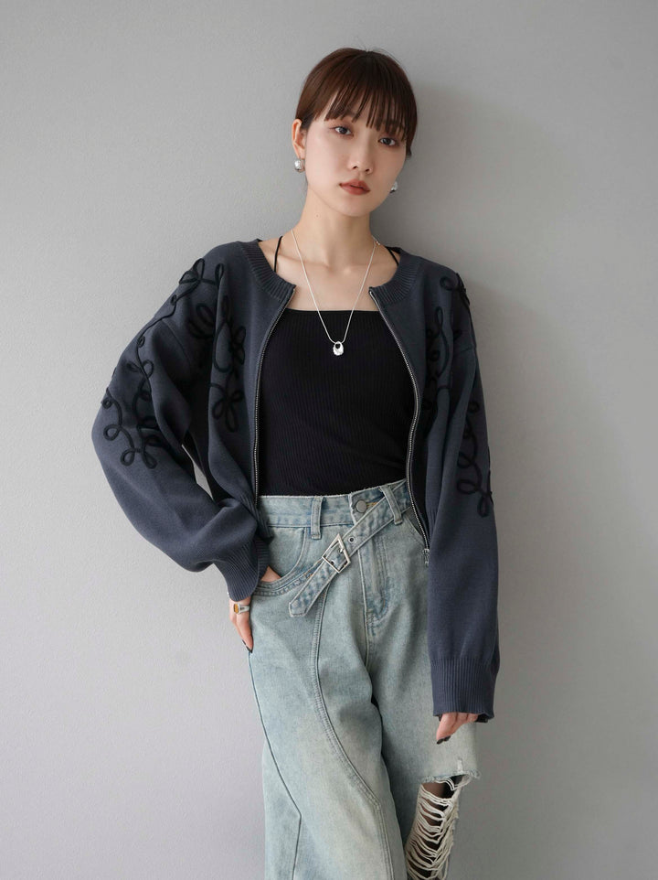 [SET]コード刺繍コットンニットジップカーディガン+ダブルストラップカットリブブラキャミソール+ベルトアシンメトリーダメージデニム(3set)