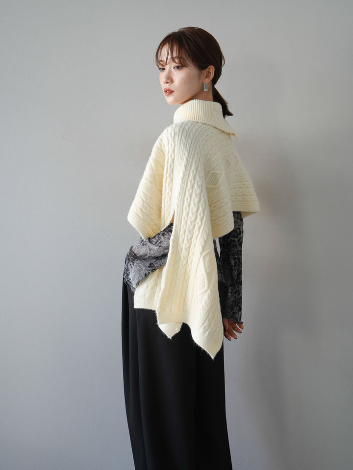 [予約]ケーブル編みニットケープ/ホワイト