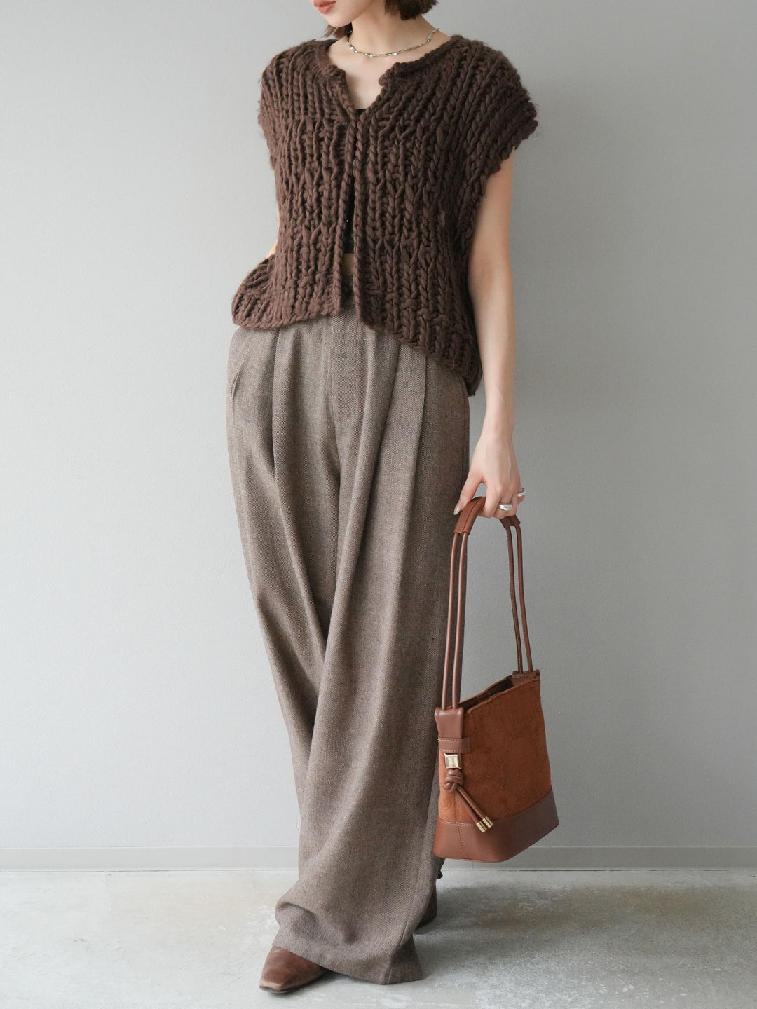 [SET] 手編繩結背心+粗花呢觸感褶皺寬褲（2件組）