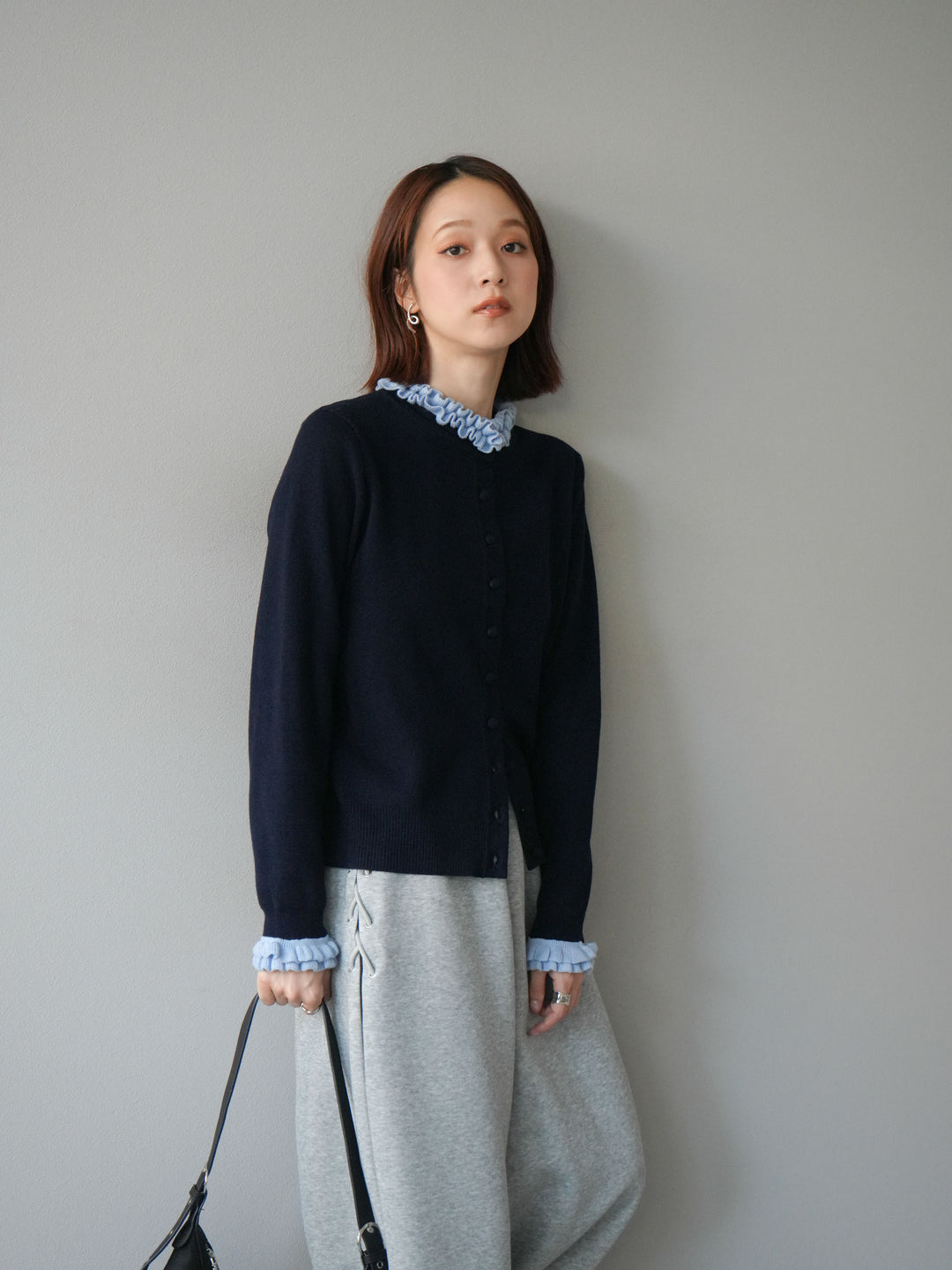 [予約]フリルデザインコンパクトニットカーディガン/ネイビー