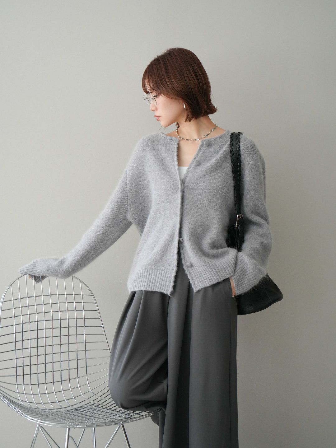 [SET]くるみボタンニットカーディガン+テープベルトタックバギーパンツ(2set)