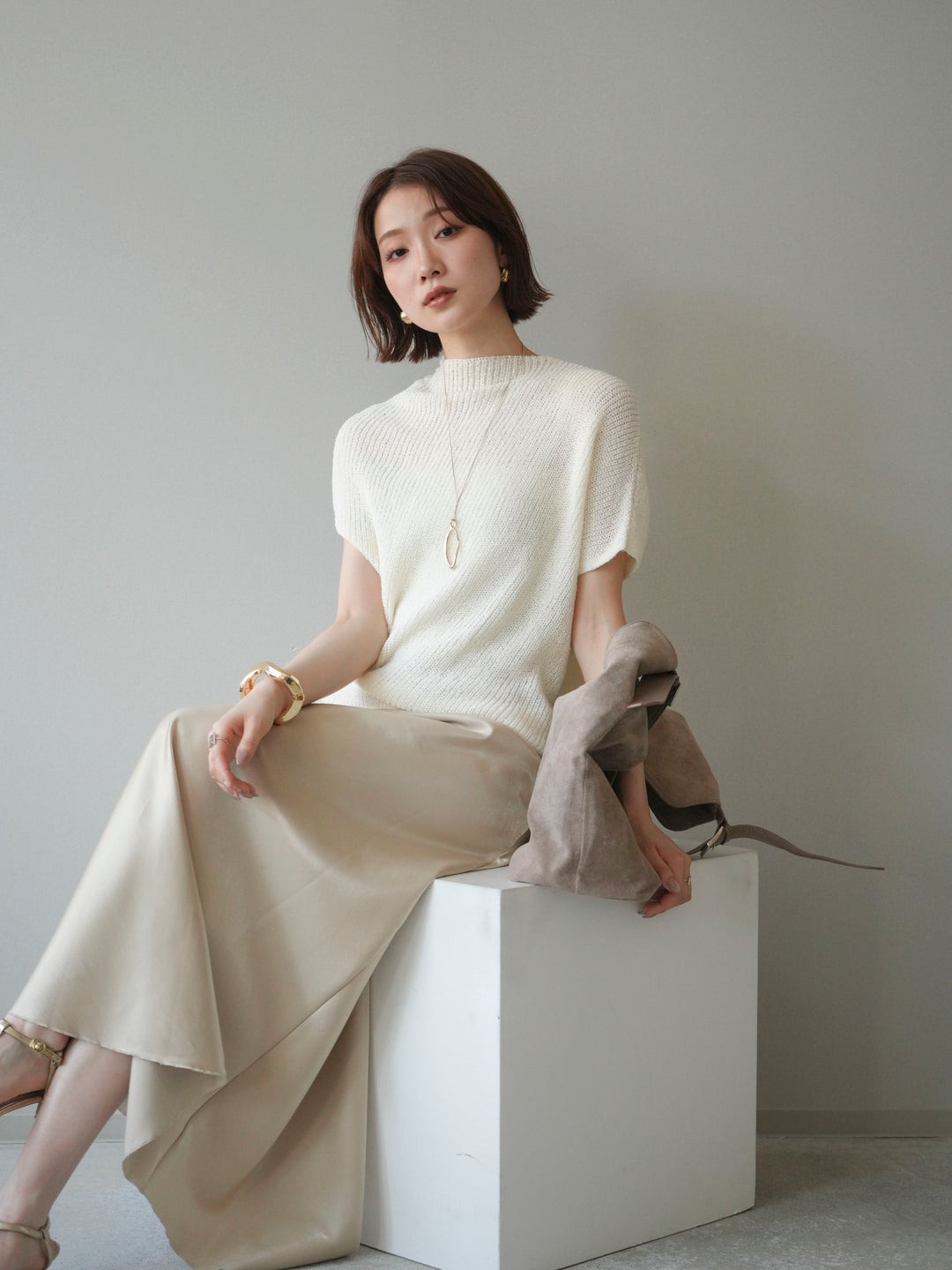 [予約]アシンメトリーローゲージニットトップス/ivory