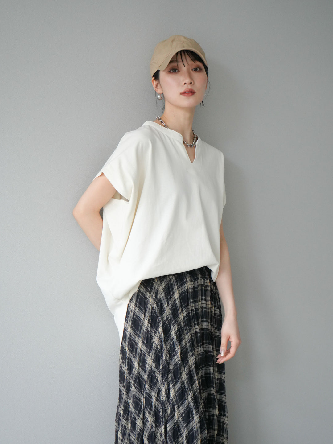 [予約]キーネックドルマンルーズコットンTシャツ/アイボリー