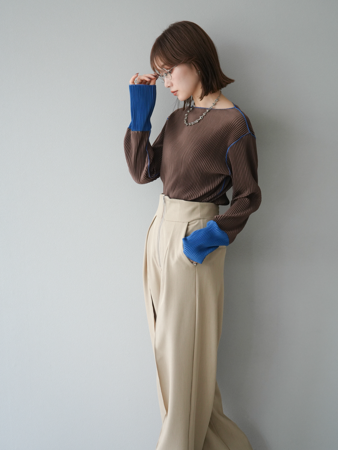 [予約]バイカラープリーツトップス/ブラウン