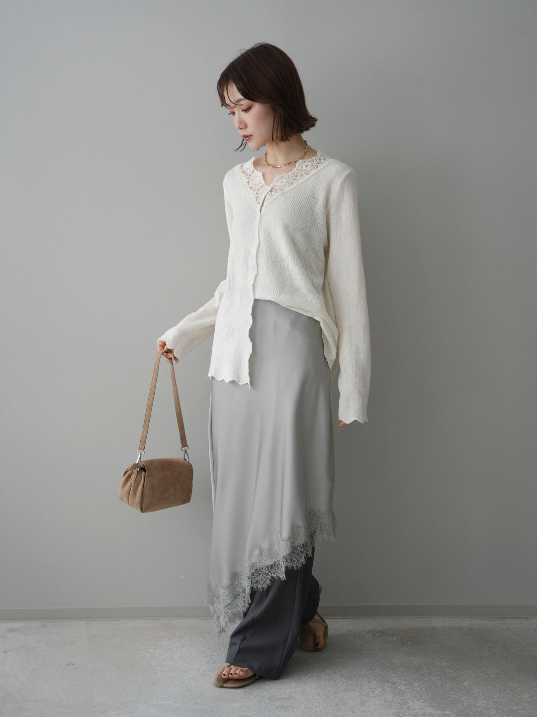 [SET]レースネックジャガードニットカーディガン+センターシームフレアパンツ+サテンライクアシメレーススカート(3set)