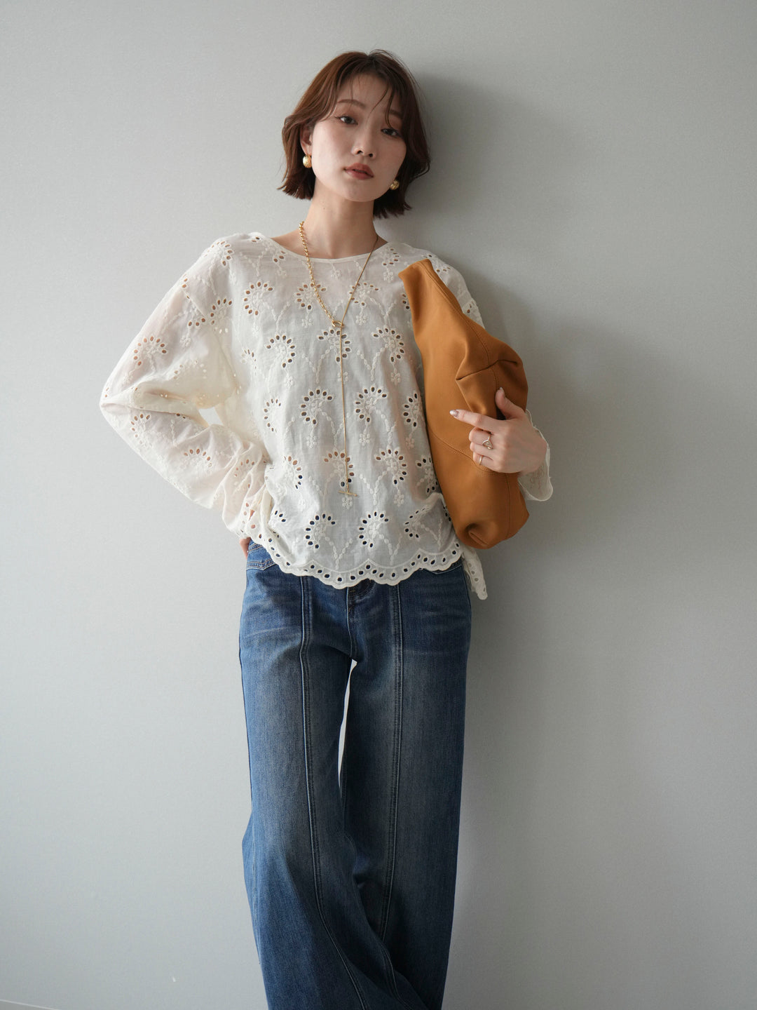 [予約]カットワークレースバックオープンブラウス/ivory
