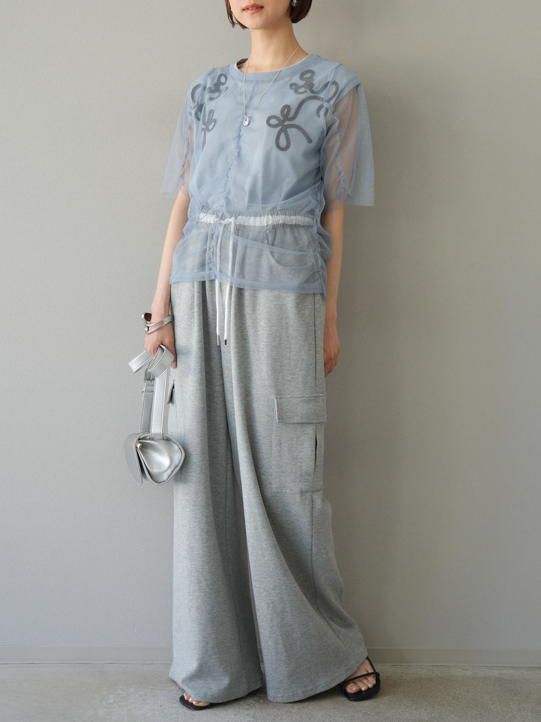 [SET]ラメチュールシャーリングプルオーバー+コード刺繍フレンチスリーブTシャツ+ウエストラインサイドポケットスウェットパンツ(3set)