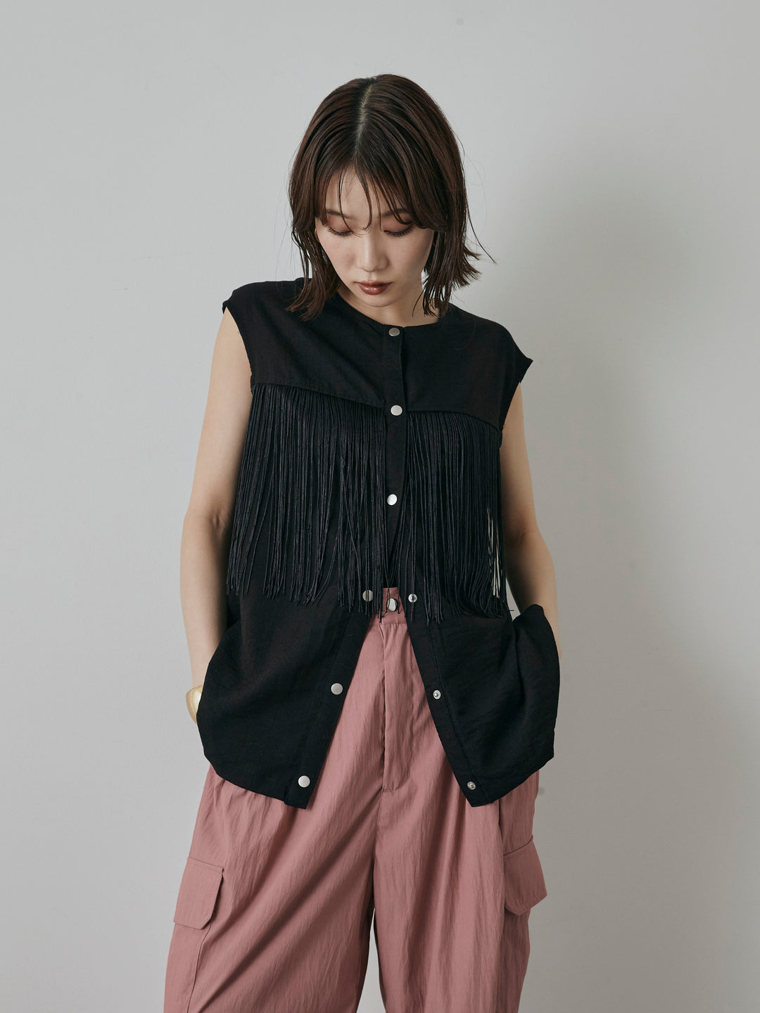 【預購】流蘇無袖上衣/黑色