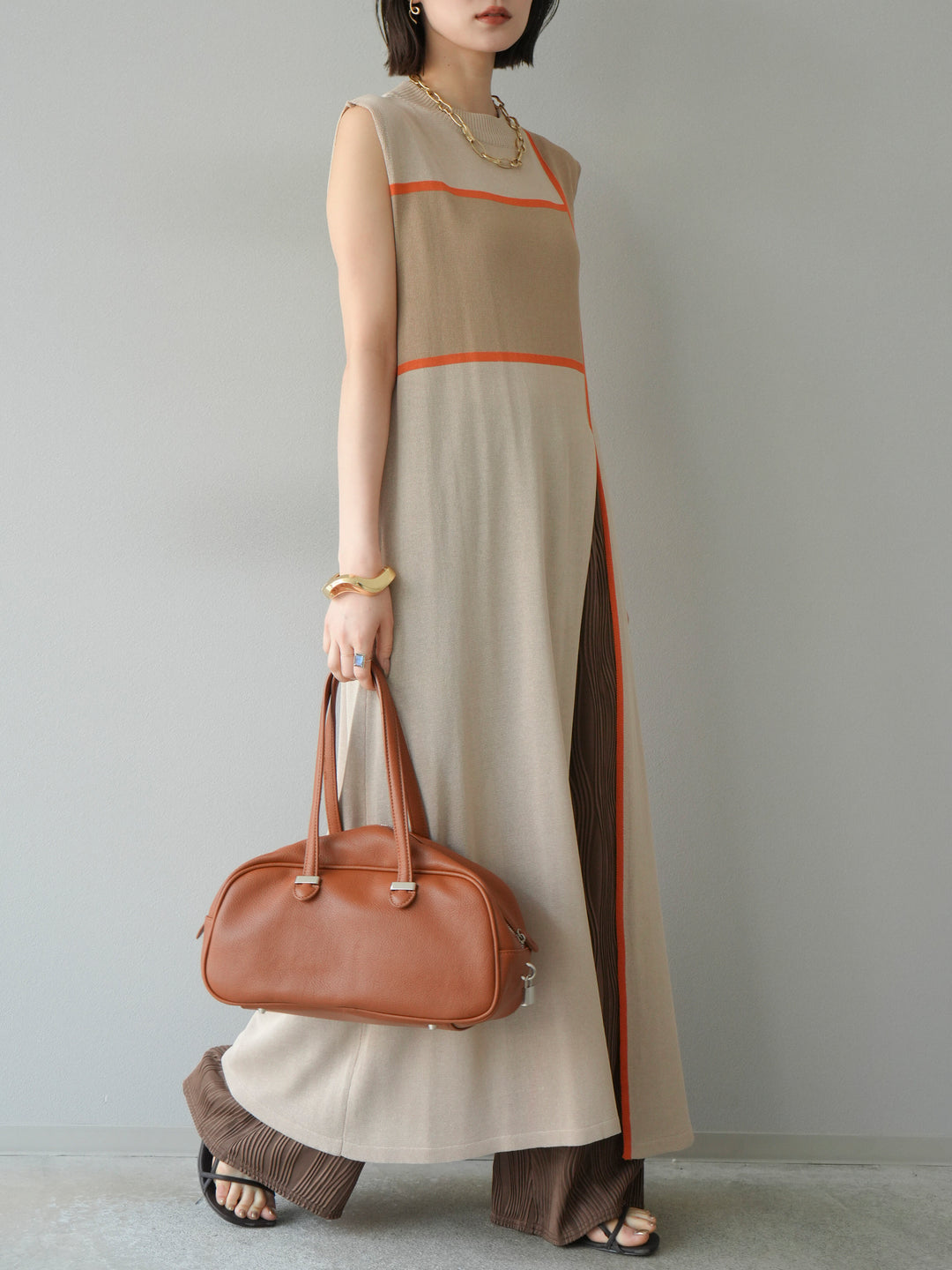 [予約]配色スリットニットワンピース/ベージュ