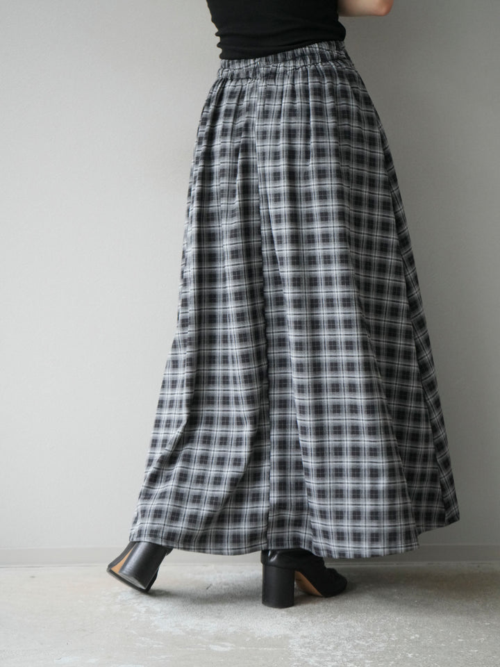 [予約]チェックタックフレアロングスカート/ ブラック