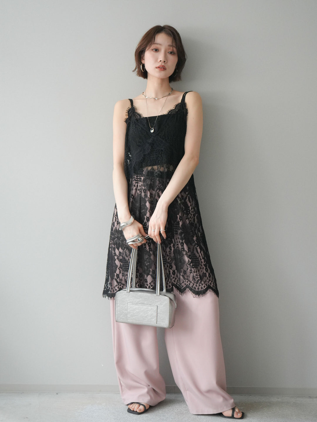 [SET]総レースチュニックキャミソール+ベルト付キーホルダーモチーフワイドパンツ(2set)