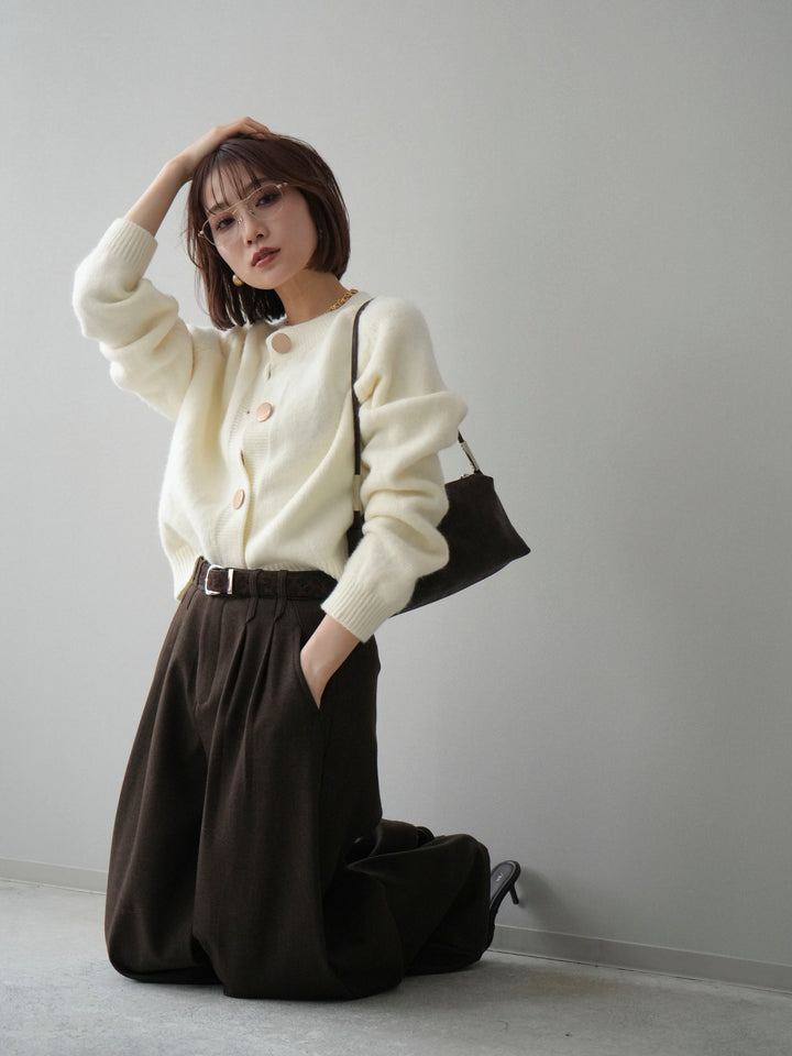 [予約]BIGボタンニットカーディガン/white