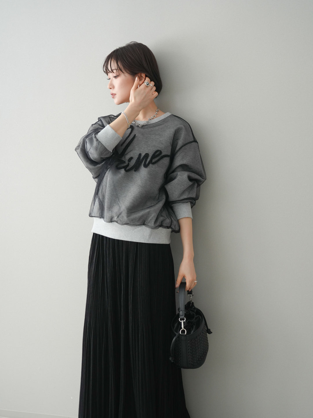 [予約]チュールレイヤードロゴスエットプルオーバー/gray