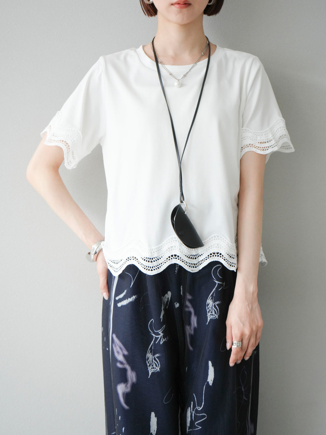 [SET]レース切替カットソー+コード刺繍チュールレイヤードパンツ(2set)