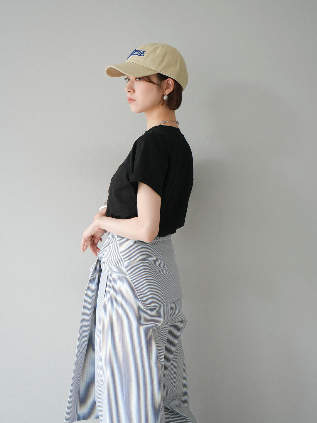 [SET]ビスチェデザインTシャツ+ウエスト巻きストライプイージーパンツ(2set)