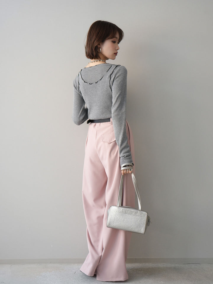 [SET]バイカラーメローアンサンブルシアーニットトップス+ベルト付キーホルダーモチーフワイドパンツ(2set)