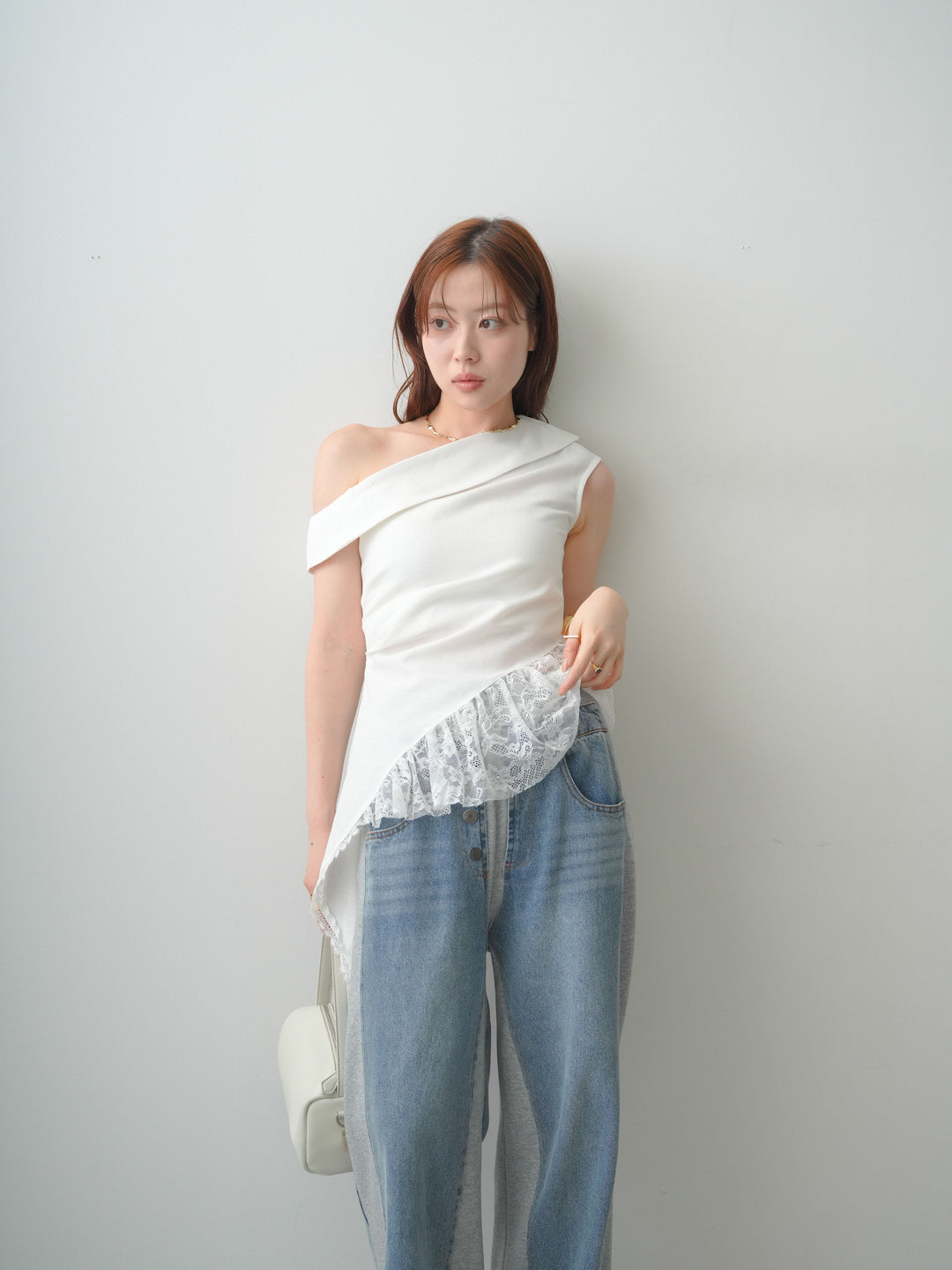 [SET]アシンメトリーラッフルレースヘムトップス+デニム切替スウェットパンツ(2set)