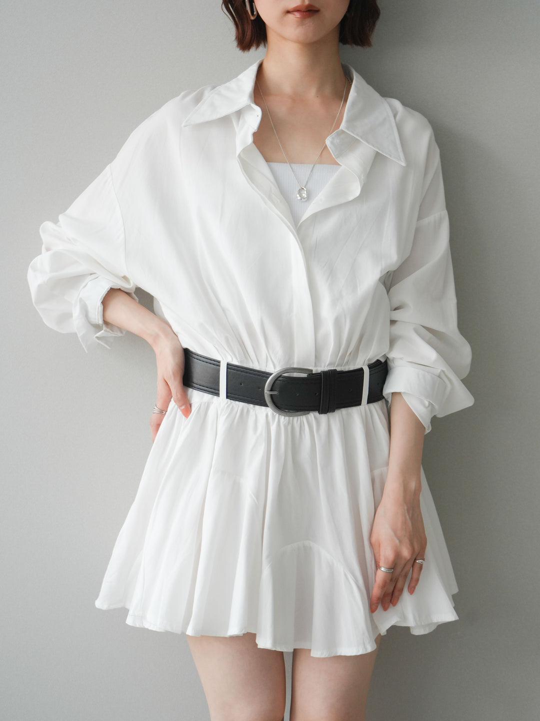 【預購】繫帶喇叭襯衫迷你洋裝 / 白色