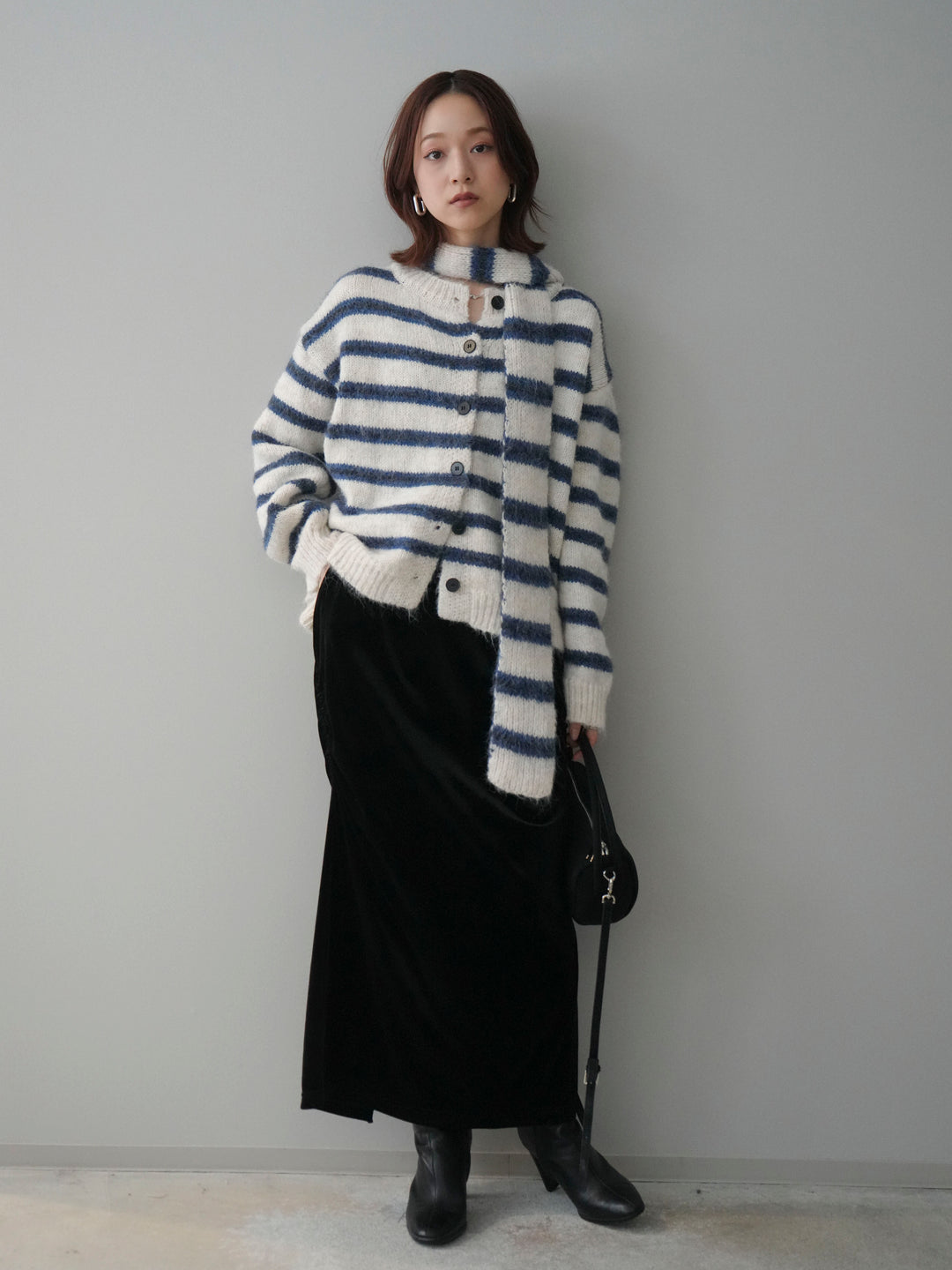 [SET]ボウタイ付きボーダーニットプルオーバー+ギャザーベロアスカート(2set)