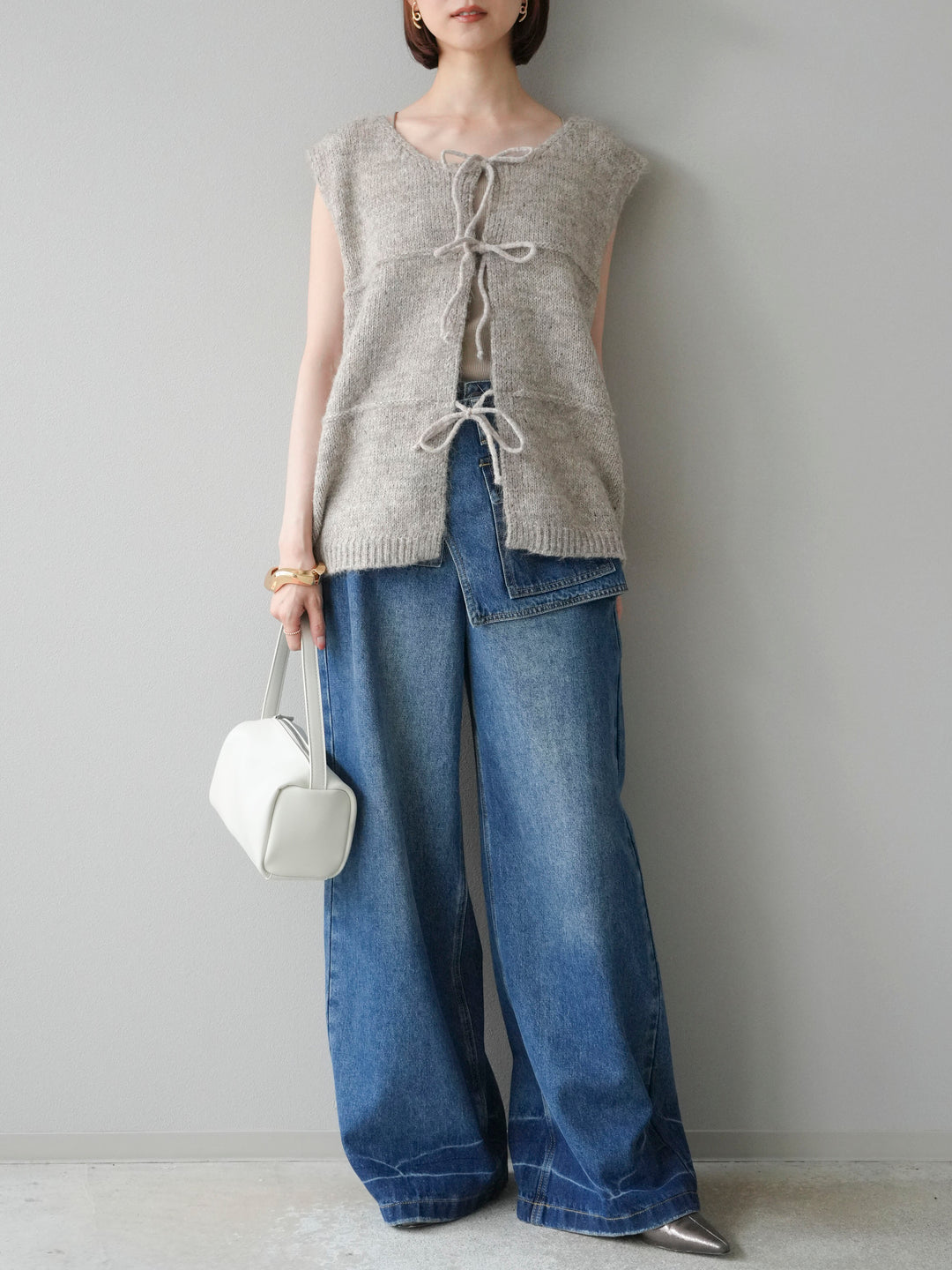 [予約]フロントスリットリボンニットベスト/ベージュ