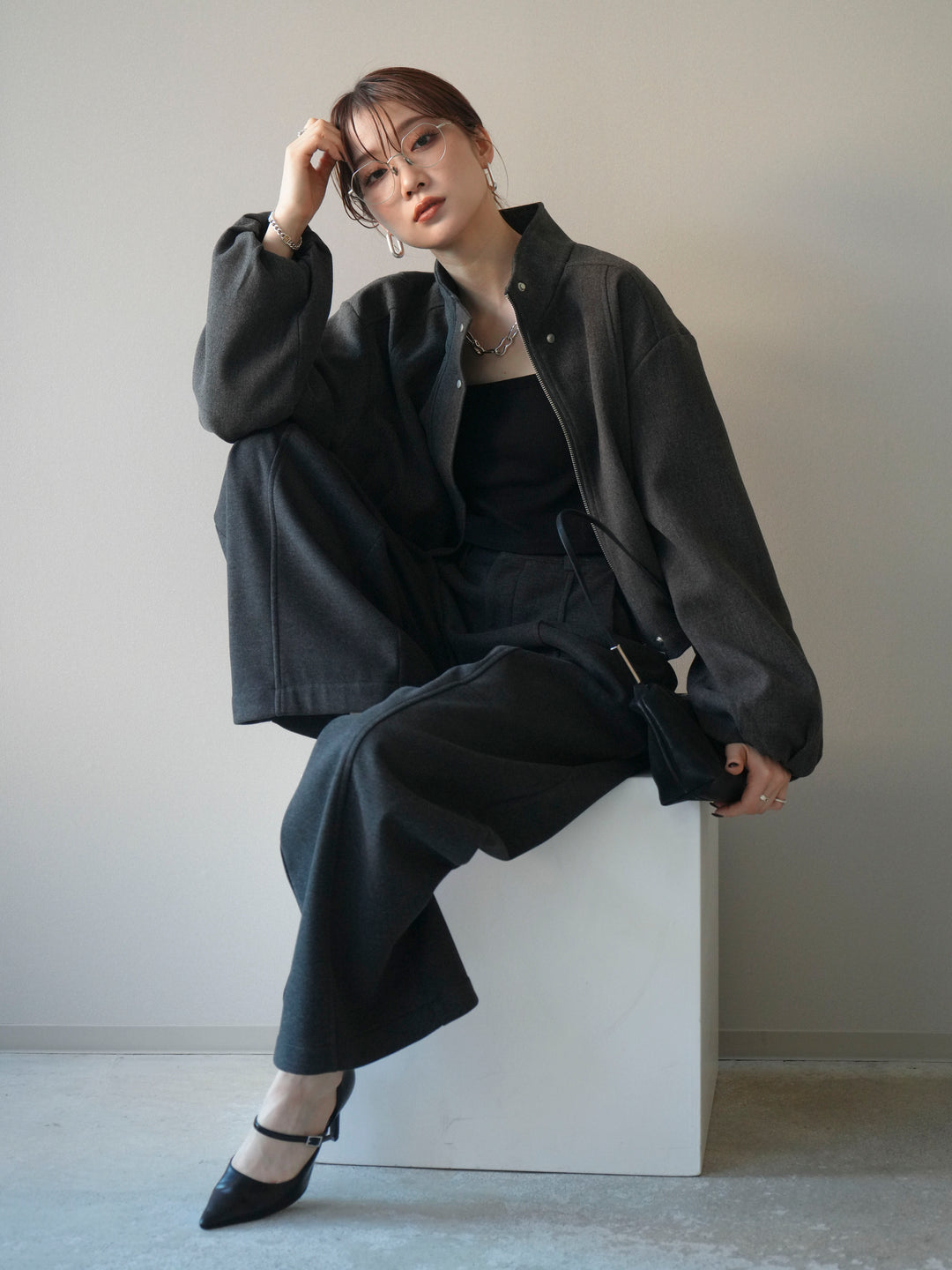 [予約]タックデザインジップブルゾン/charcoal