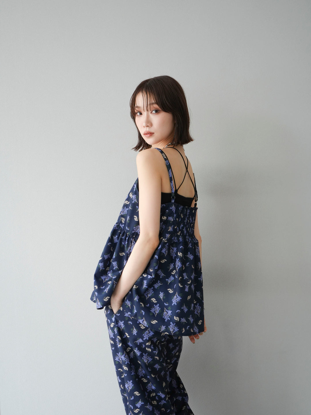 [予約]ブーケプリントキャミソール/ネイビー