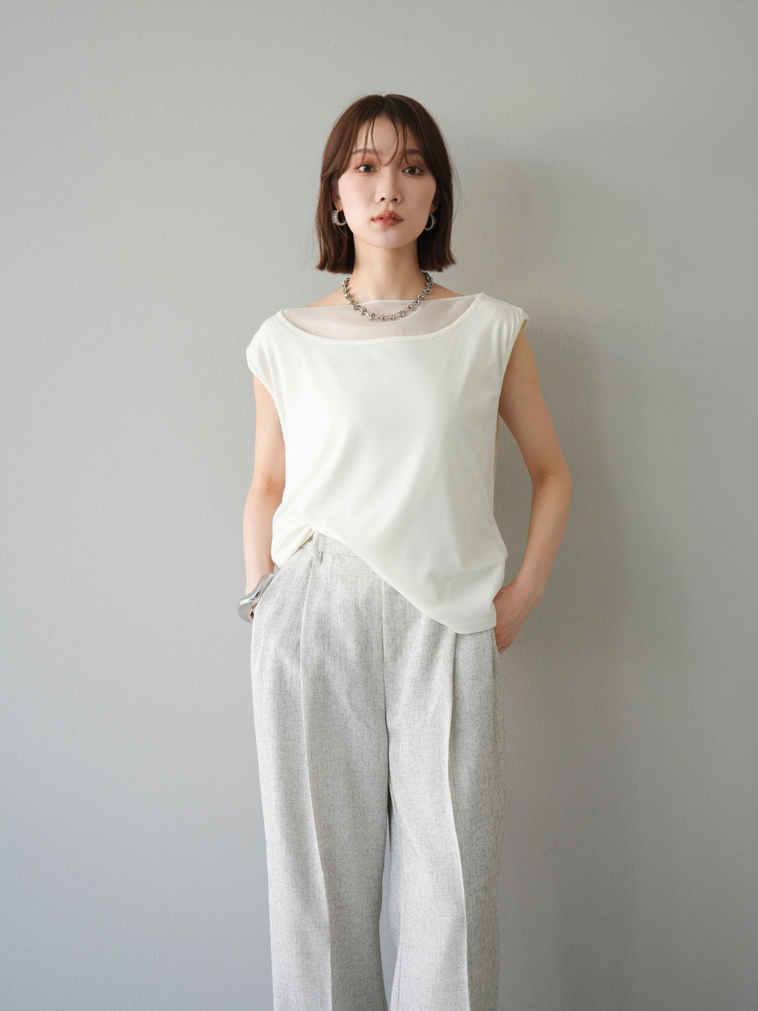 [預訂] 雙向透視多層垂墜上衣/象牙色