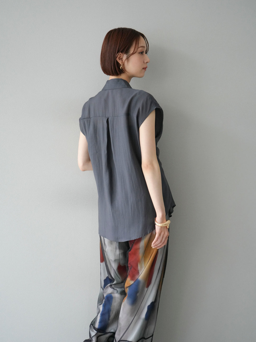 [SET] 前繫帶透視上衣 + 水彩藝術休閒褲 + 繩繡薄紗疊穿褲 (3 件套)